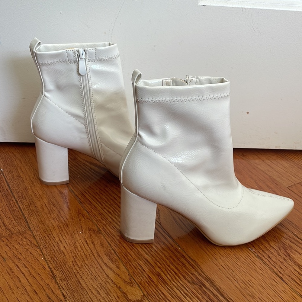 Girlhood white boots - Picture 4 of 5